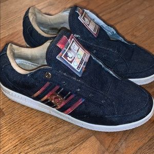 Coogi men’s tennis shoes 7.5